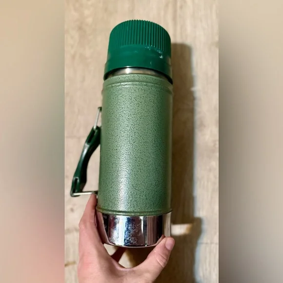 Vintage Stanley Aladdin Thermos 24 Oz A-1350B Wide Mouth Green - Picture 3 of 12